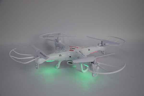 X5C DRONE RTF 2.4G 4 CH, 315 MM CON CAMERA HD E LUCI